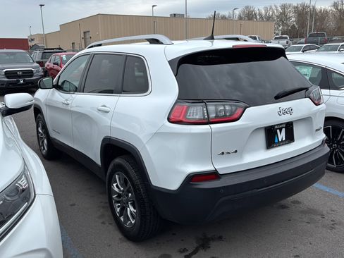 Used 2020 Jeep Cherokee Latitude Plus w/ Cold Weather Group image 3