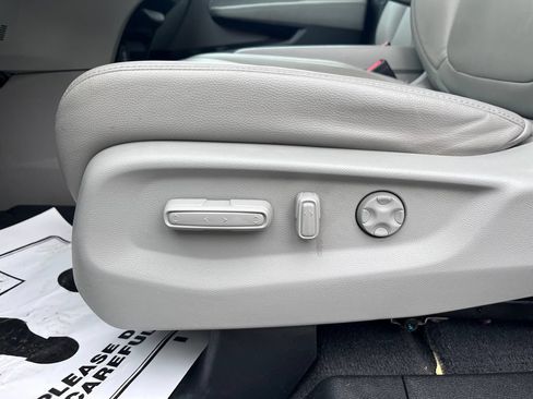 Used 2018 Honda Odyssey EX-L image 11