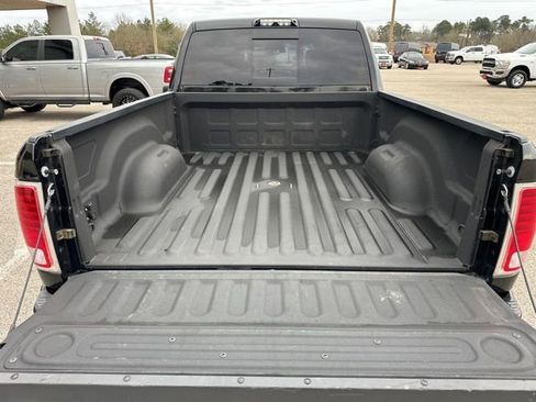 Used 2017 RAM 3500 Laramie Longhorn image 42
