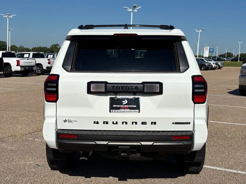 Certified 2025 Toyota 4Runner TRD Off-Road Premium w/ Tow Technology Package AWD/4WD image 6