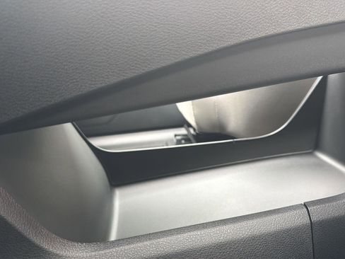 New 2026 Nissan Rogue SV AWD/4WD image 25