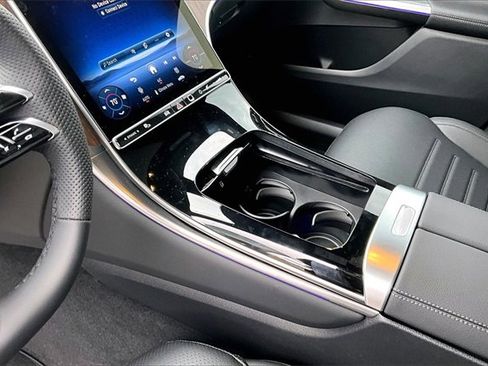 New 2026 Mercedes-Benz GLC 300 image 7