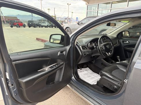 Used 2018 Dodge Journey Crossroad AWD/4WD image 13