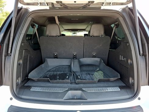 Certified 2026 GMC Yukon XL Denali Ultimate w/ LPO, Floor Liner Package AWD/4WD image 35
