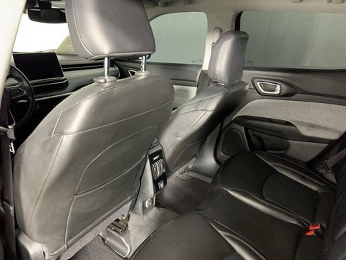 Used 2022 Jeep Compass Latitude image 26