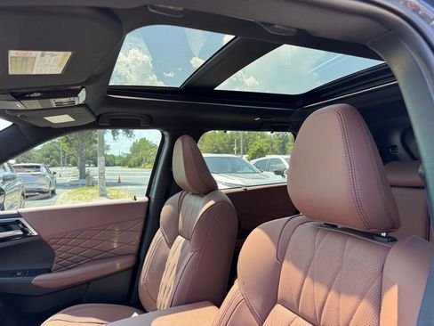 New 2025 Mitsubishi Outlander SEL image 32