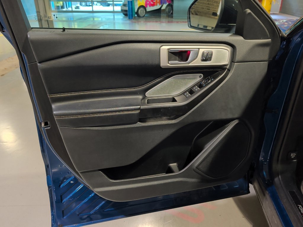 Used 2020 Ford Explorer ST w/ ST Street Pack AWD/4WD image 18