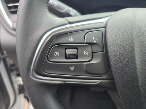 Used 2024 Buick Encore GX Sport Touring image 23