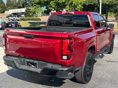 Used 2025 Chevrolet Colorado W/T w/ WT Custom Package RWD image 3