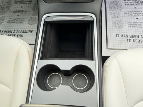 Used 2022 Tesla Model 3 Long Range image 49