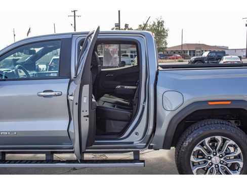 Used 2024 GMC Canyon Denali AWD/4WD image 15