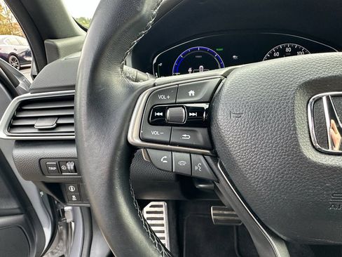 Used 2022 Honda Accord Sport image 19