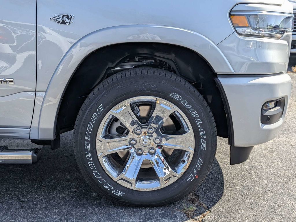 New 2026 RAM 1500 Big Horn AWD/4WD image 12