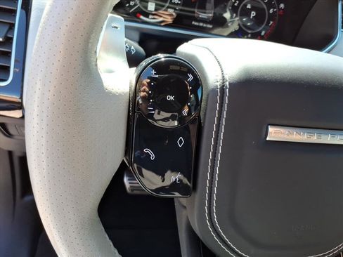 Used 2018 Land Rover Range Rover Sport SVR image 15