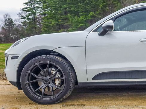 Used 2017 Porsche Macan S AWD/4WD image 4