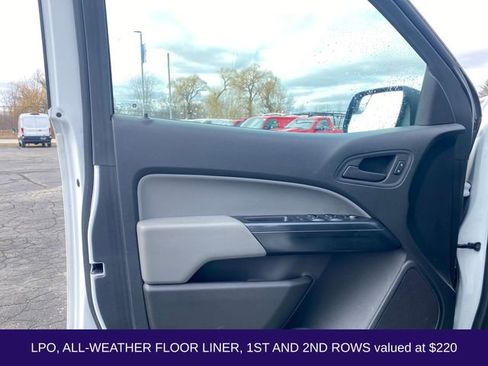 Used 2022 Chevrolet Colorado W/T w/ Custom Special Edition image 12