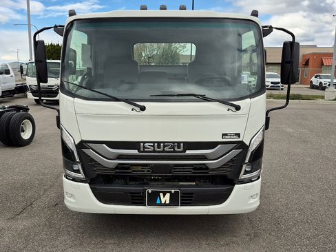 New 2025 Isuzu NPR HD RWD image 2