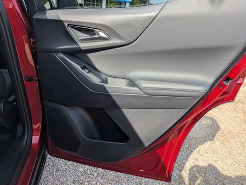 New 2026 Chevrolet Equinox LT FWD image 29