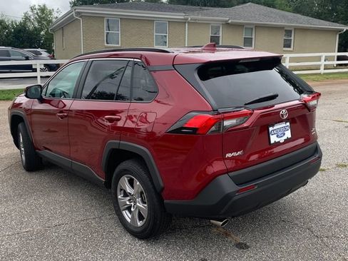 Used 2025 Toyota RAV4 XLE AWD/4WD image 7