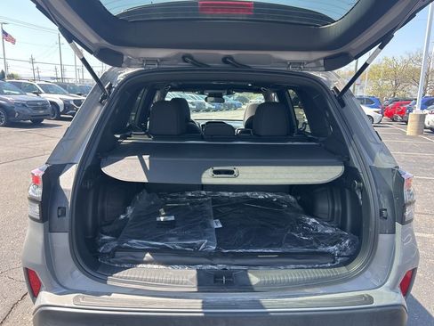 Used 2026 Subaru Forester Premium AWD/4WD image 10