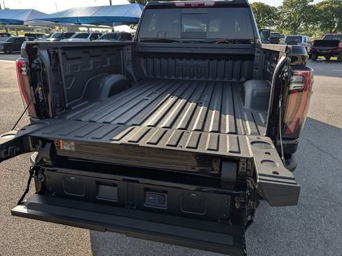 New 2026 GMC Sierra 2500 AT4X AWD/4WD image 28