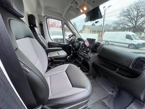 Used 2022 RAM ProMaster 3500 w/ Premium Convenience Group image 27