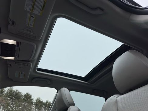 Used 2023 Subaru Forester Limited image 21