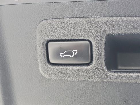 Used 2016 Lexus NX 200t 200t image 9