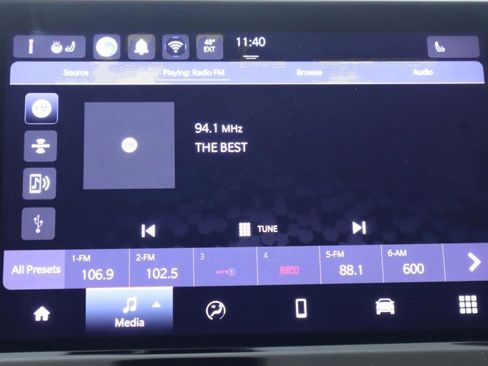 Used 2025 Jeep Compass Latitude w/ Altitude Special Edition image 17