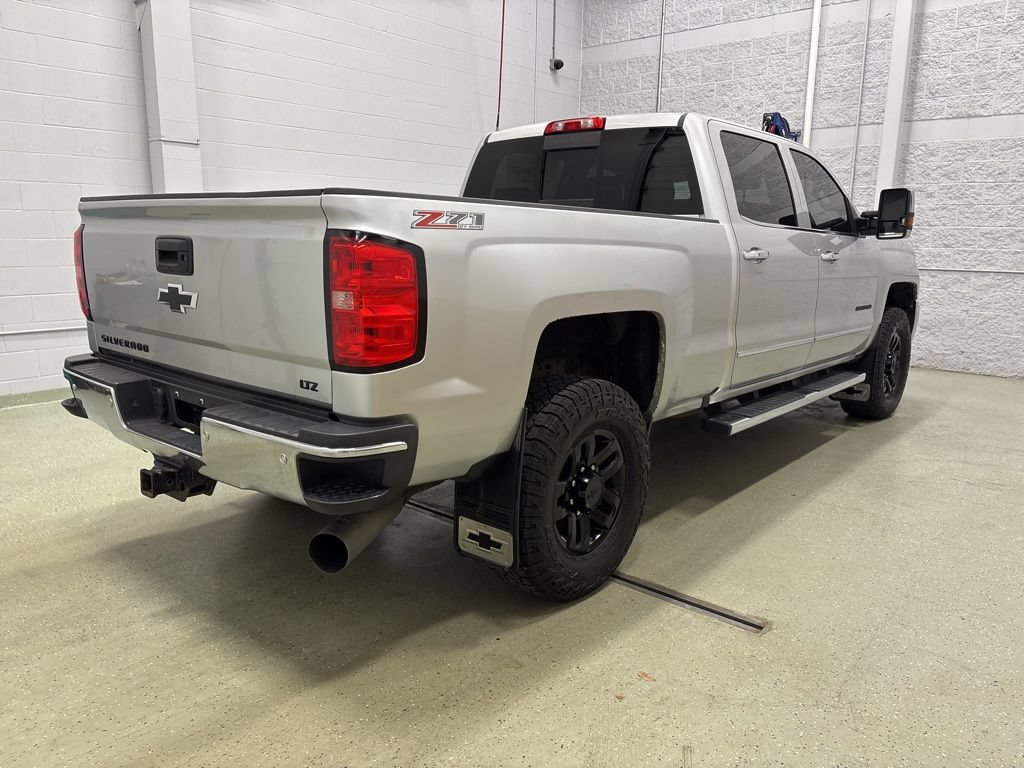 Used 2017 Chevrolet Silverado 2500 LTZ w/ Duramax Plus Package AWD/4WD image 4