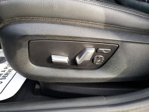 Used 2019 BMW 540i xDrive w/ Convenience Package image 19