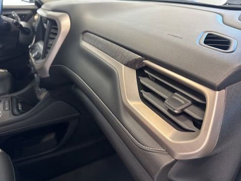 Used 2023 GMC Acadia Denali AWD/4WD image 36