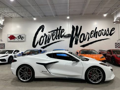 Used 2025 Chevrolet Corvette Z06 image 9