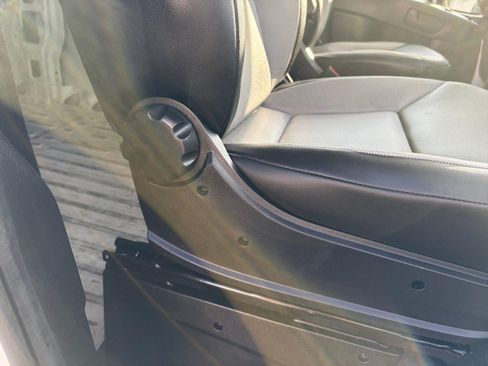 Used 2023 RAM ProMaster 2500 FWD image 25