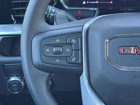 New 2026 GMC Sierra 1500 Elevation image 18