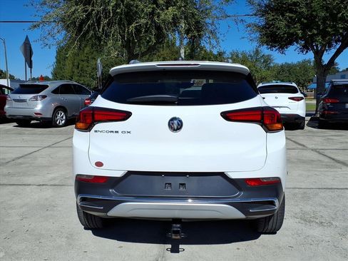 Used 2021 Buick Encore GX Essence w/ Experience Buick Package image 7