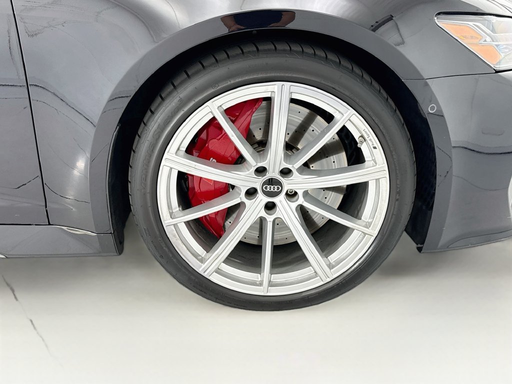 Used 2024 Audi RS 6 performance AWD/4WD image 31