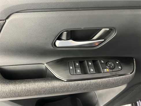 New 2026 Nissan Kicks SV image 14