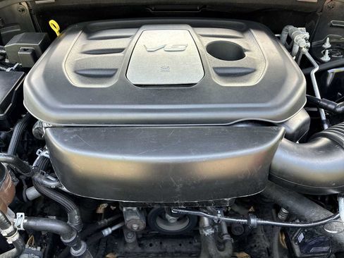 Used 2020 Jeep Grand Cherokee Limited w/ Luxury Group II AWD/4WD image 18