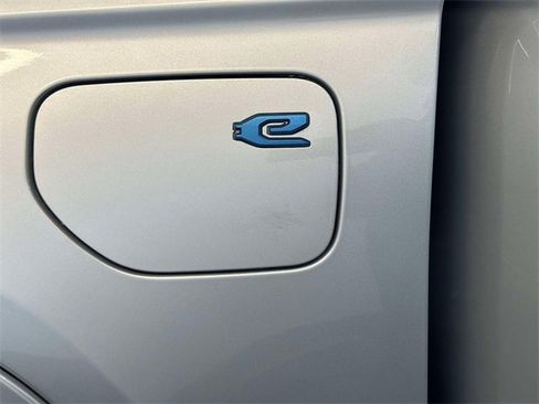 Used 2022 Jeep Grand Cherokee Summit w/ Luxury Tech Group V image 16