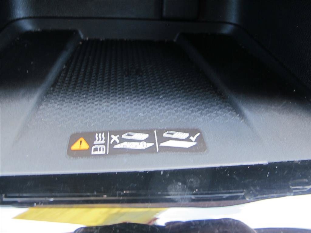 Used 2024 Chevrolet Traverse LT w/ Trailering Package FWD image 11