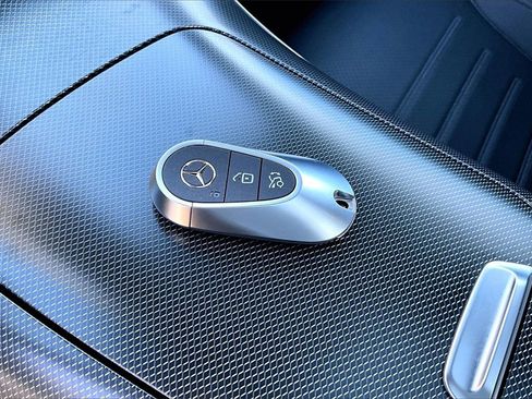 Certified 2025 Mercedes-Benz GLC 350e GLC 350e image 10