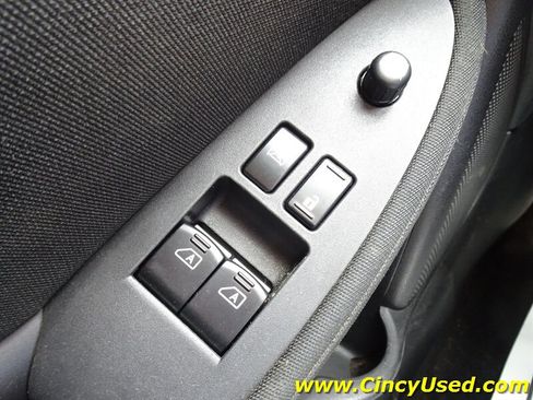 Used 2015 Nissan 370Z Coupe RWD image 22