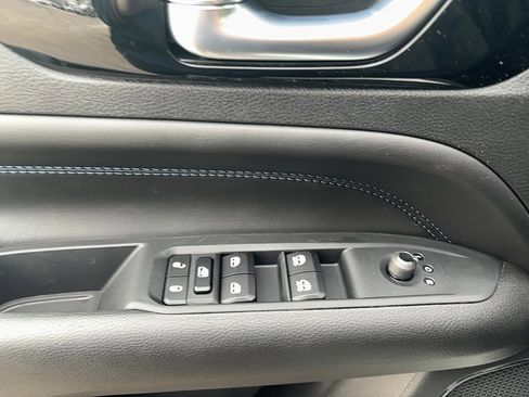 New 2026 Jeep Compass Limited image 16