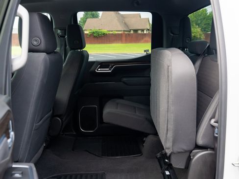 Used 2026 Chevrolet Silverado 1500 LT RWD image 14