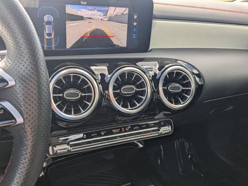 Used 2025 Mercedes-Benz CLA 250 image 18