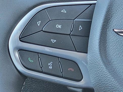 New 2026 Chrysler Pacifica Select image 32