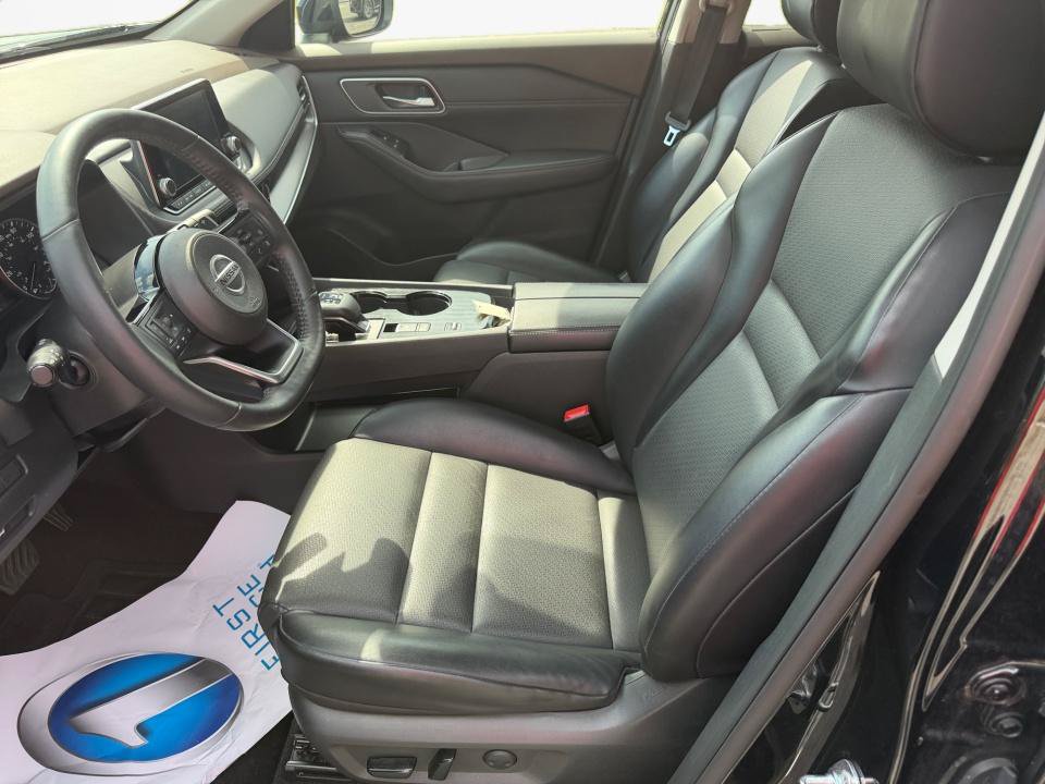 Used 2021 Nissan Rogue SV w/ Premium Package FWD image 9