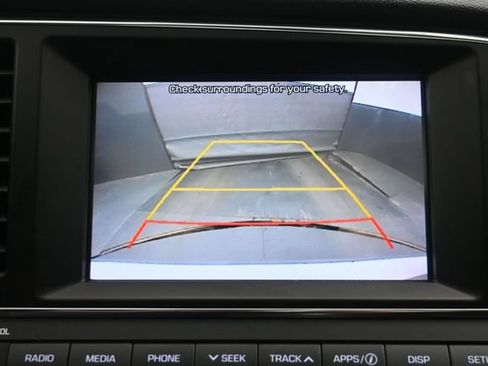 Used 2018 Hyundai Elantra Value Edition FWD image 33