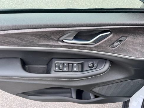 New 2026 Jeep Grand Cherokee L Limited AWD/4WD image 9